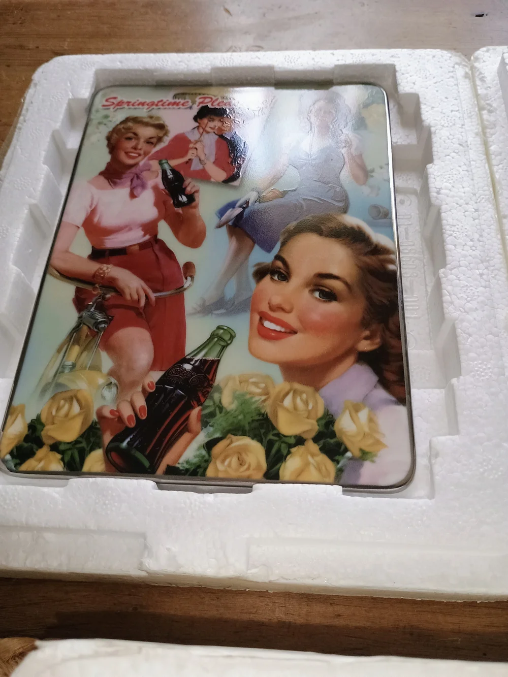 Bradford Exchange Coca Cola  Wall Clock Limited Edition W 5 Collectors Plates 09